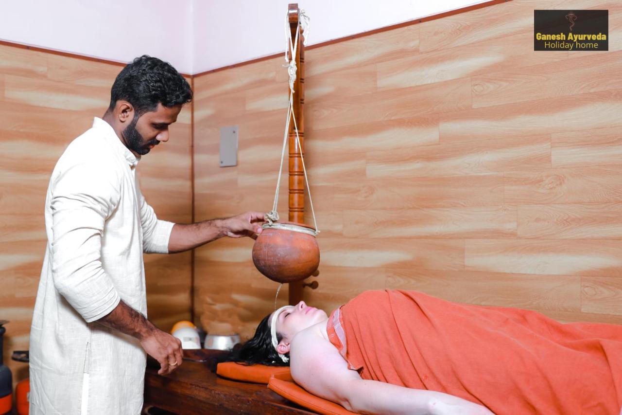 Ganesh Ayurveda Holiday Home Bed And Breakfast Kovalam Exterior photo