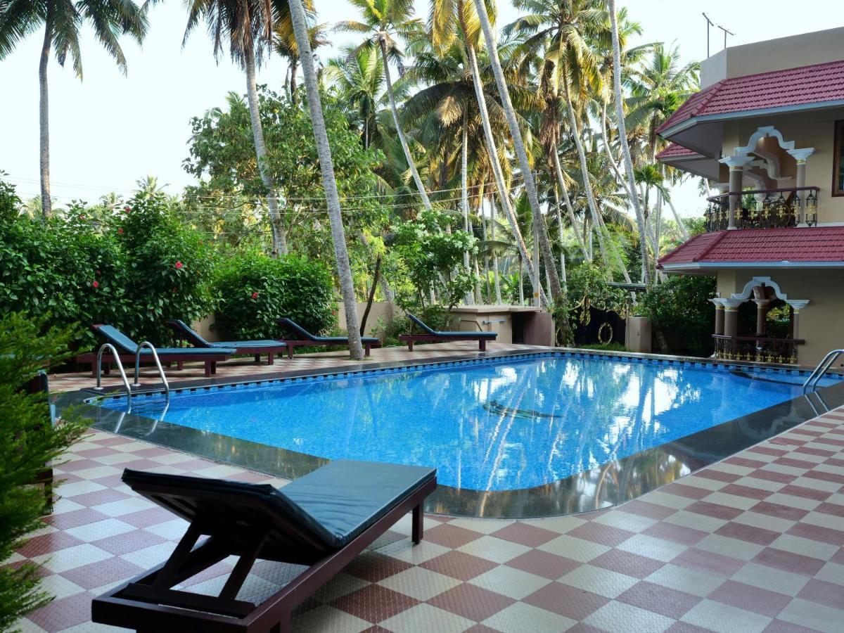 Ganesh Ayurveda Holiday Home Bed And Breakfast Kovalam Exterior photo